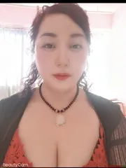 沙区大奶肥臀熟女